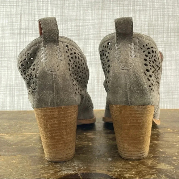 Jeffrey Campbell Cut out Suede Block Heel Slip on Bootie Boots Women's 10 - Picture 3 of 12